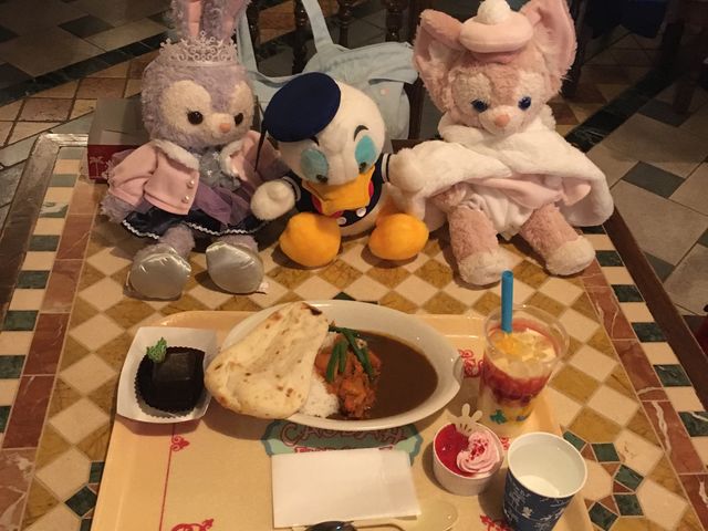 ディズニーシーで初めてカレーを食べました。_カスバ・フードコート