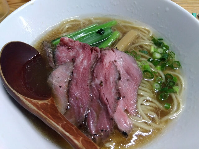 あっさり牛骨ラーメン_麺榮 王様のラーメン