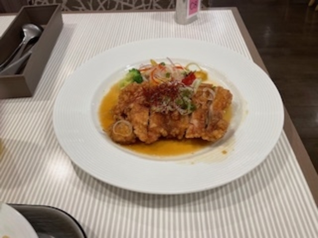 酸っぱさが好きな人には好みの味だと思うのですが、基本的に酢や酸っぱいのが苦手な方には不向きな気が…。_レストラン シャングリラ
