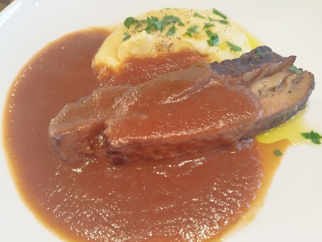 選べるメイン1品の牛肉_イビススタイルズ名古屋 Market St.