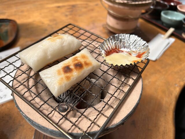 七輪で餅がやけます_こにし観光園