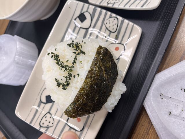飯盛山おむすび_明星金属工業株式会社