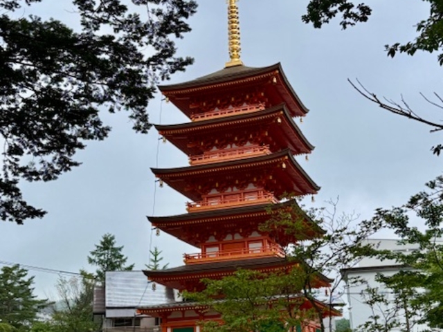 光泉寺五重塔_草津ゆけむりガイド