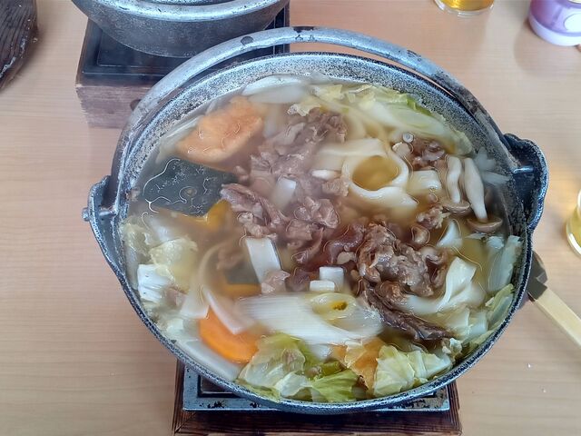 熱々で、おいしいです。牛すじが最高に良い感じになっていて、オススメです。_信玄館