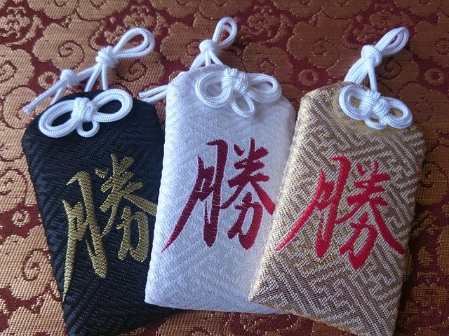 勝利の神様として知られる_太郎坊宮