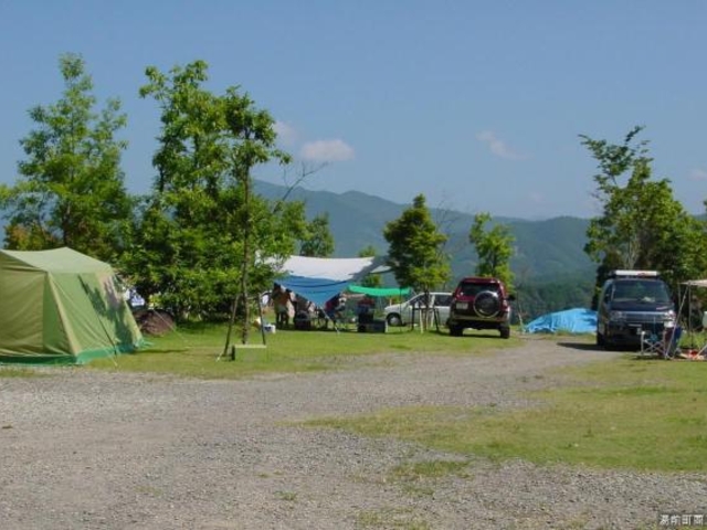 キャンプ場_ゆのまえグリーンパレスキャンプ場