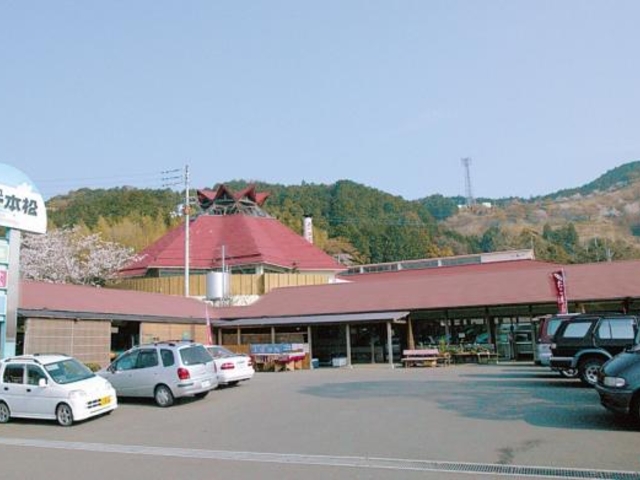 物産販売所「フレッシュ一本松」の写真1