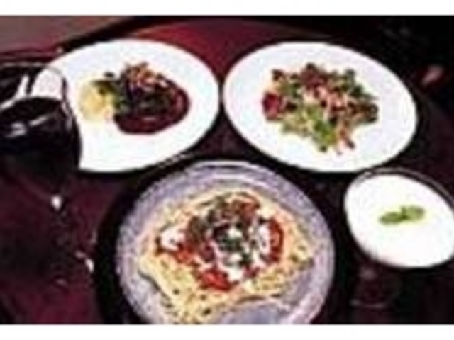 メニューはブルゴーニュ風の料理が中心_カフェ・ド・ヴィヴィエ