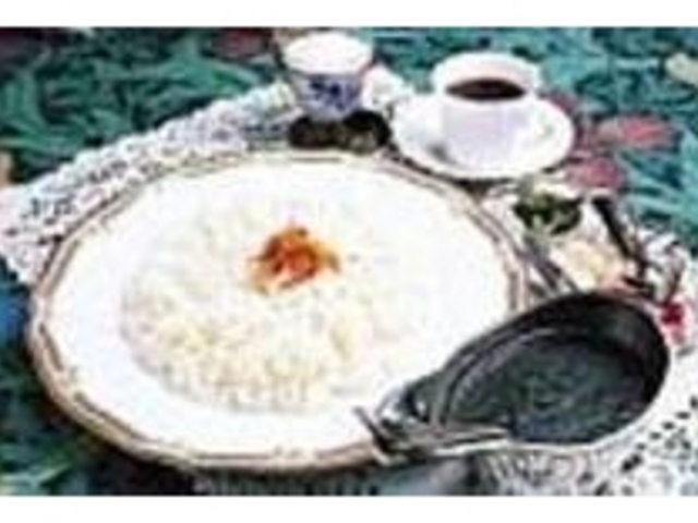 『ブラックカレー』は後からピリリと辛い_東洋軒