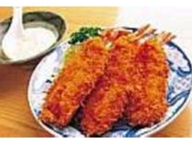 コロモがうすくサクッとした舌ざわりが絶品_食事処 丸栄