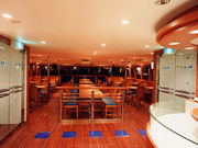 観光遊覧船ブルームーンの写真4