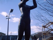 うみねこと乙女の像の写真1