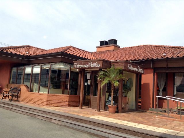 マンマパスタ 六会店