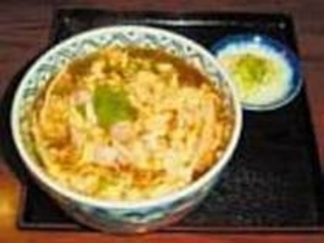ボリューム満点!沢山の具の『種込みそば』_百味庵