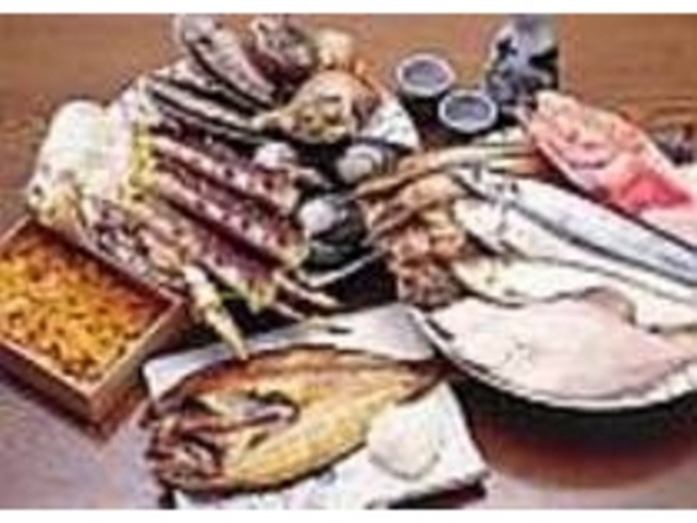 刺身、味噌おでんも人気のメニュー_居酒屋バンガロー