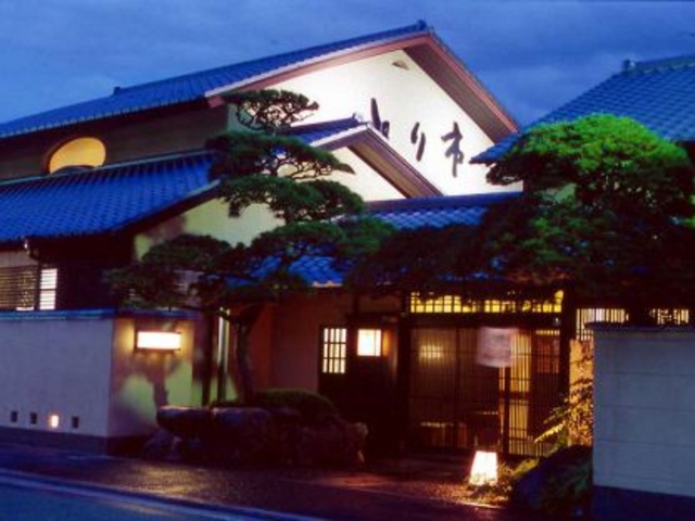 日本料理 とり市の写真1