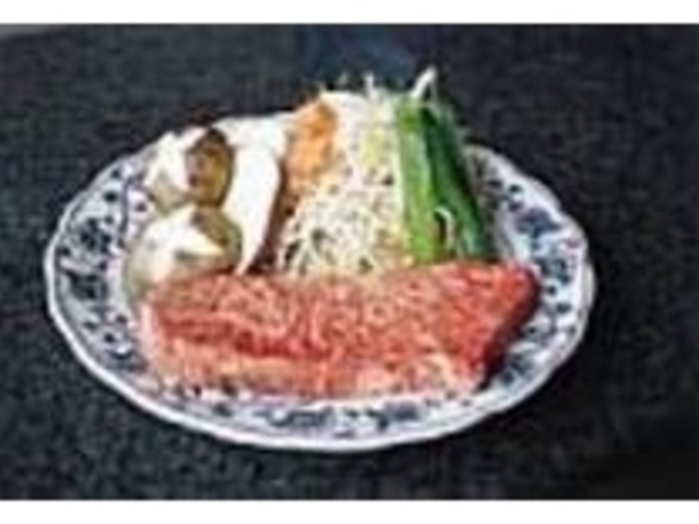 こんなに大きくて美味な和牛が味わえる_ステーキハウスかがやき