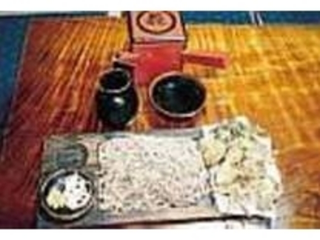 山盛りのそばと山菜天ぷらが水上名物_やぶそば