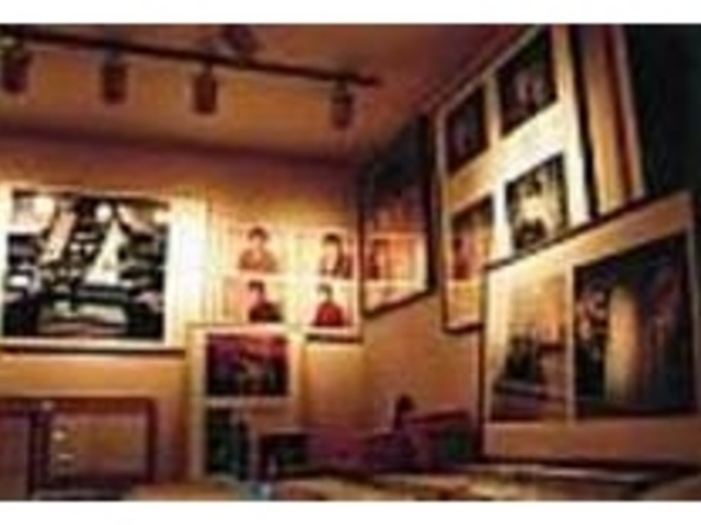 未公開の写真も多い。貴重なコレクション群_TRACKS JAPAN