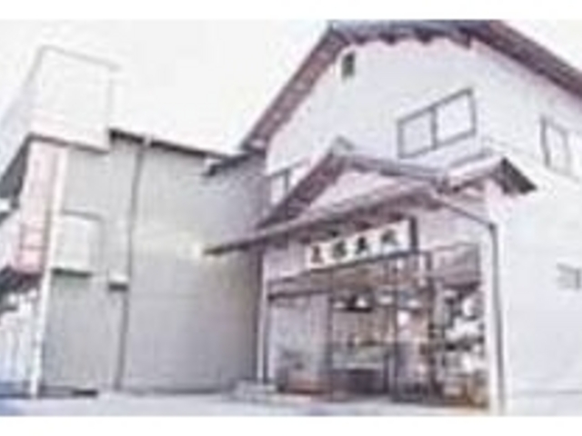 「菓子は水、菓子は風」の看板が目印だ_みよし乃製菓舗