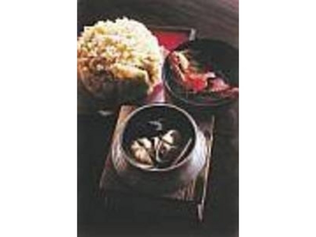 『浜乃ジャンボかき揚げ』ボリューム満点_浜乃納屋