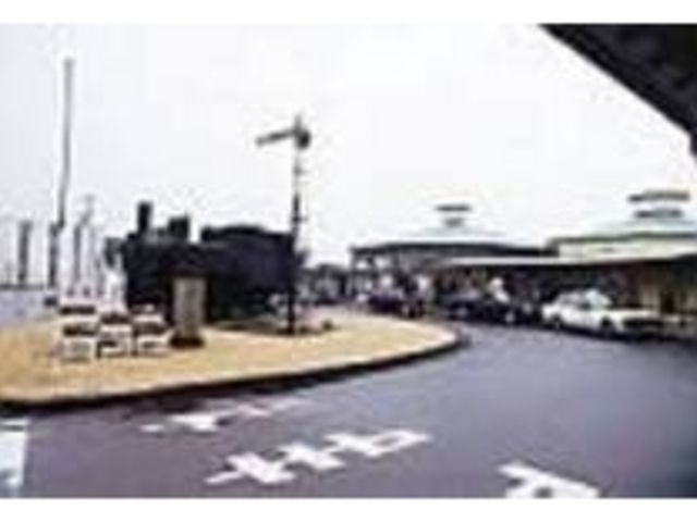 加世田駅跡に建つ加世田ステーション_鹿児島交通加世田ステーション鉄道記念館