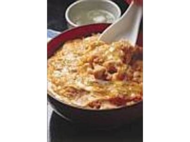 滋味深くヘルシーなシャモの『親子丼コース』_手打ちそばと川俣しゃも料理 木鶏