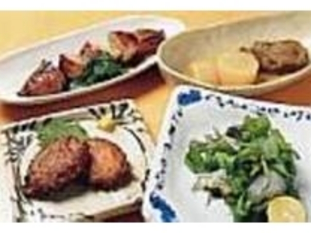 『自家製さつま揚げ』(左手前)ほか_海月