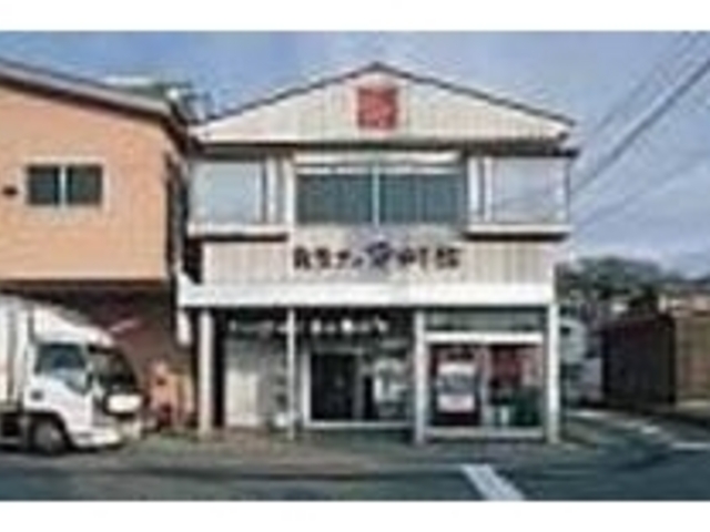 かまぼこの実演販売も見学できるのが評判_良寛さの笹やき館