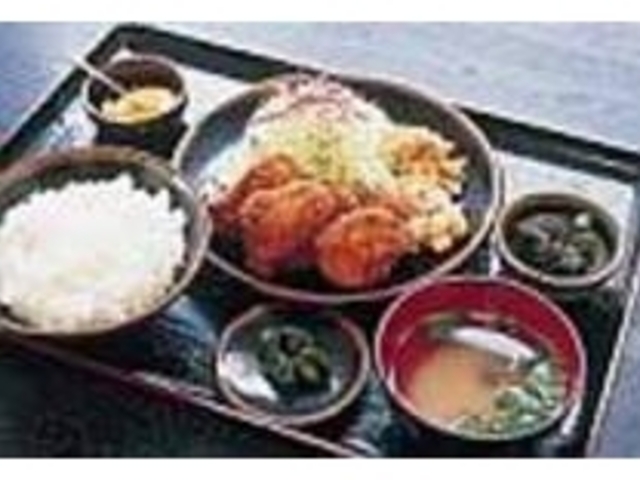 おすすめは『ひれかつ定食』1350円_とんかつ志加豪
