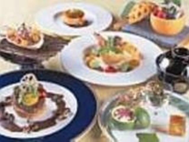 見て、食べて楽しめる「日本食」を提供_ダイニング樹庭