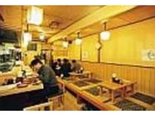 いつもお客さんで賑わっている活気さも◎_おでん処 じゅんちゃん 駅前店