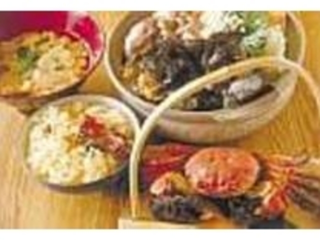 大満足!カニのフルコース(3675円)_民宿 かごや