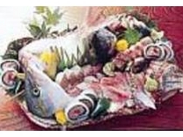 『刺身の盛り合せ』(写真は4人前)_林屋