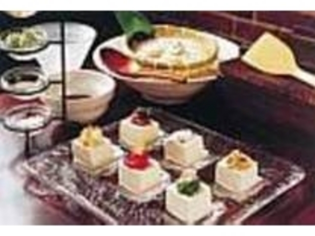 6種の薬味をのせた『変わり奴』900円_豆冨料理と炭火串焼の店 かんばせ