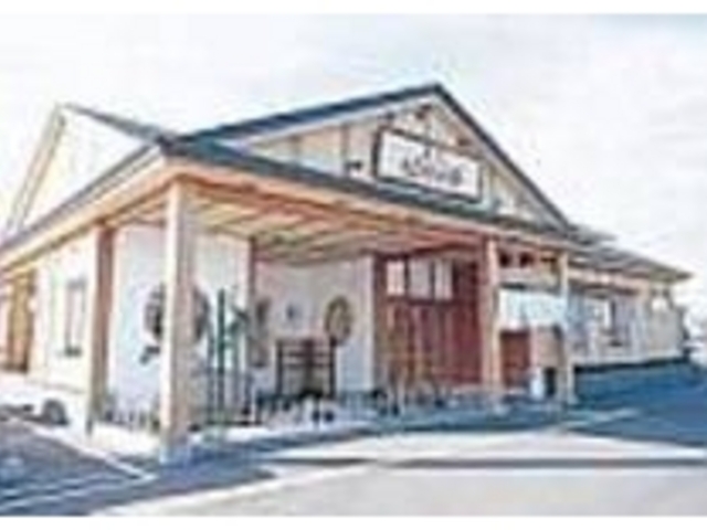 壁は漆喰仕上げにするなど、純和風の外観_鮨処 なごやか亭 北野店