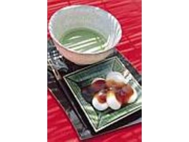 柔らかくて上品な甘さの団子と宇治抹茶が◎_茶房 句庵