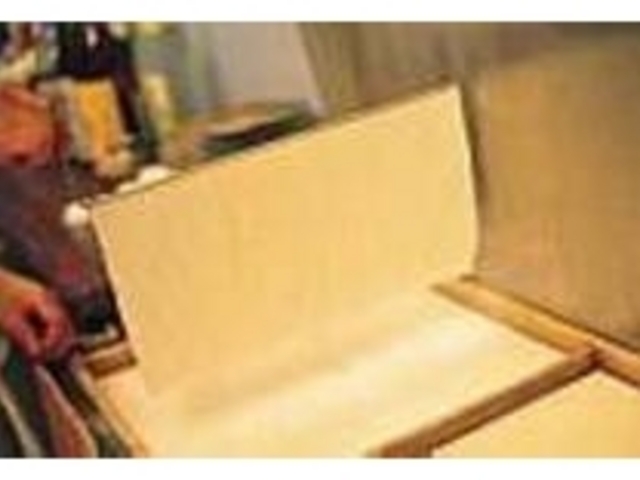 目の前で手作り!熟練の手さばきに注目_京ひと音