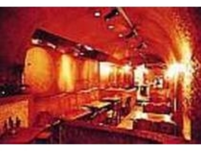 ひっそりと佇む隠れ家のような雰囲気のお店_くぐつ草