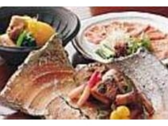 ランチは昼会席4200円(サ別)_みちくさ料理 尾花