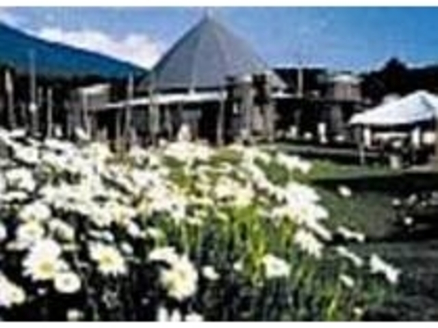 八ヶ岳の真下に広々とした農場が広がる_八ヶ岳農場