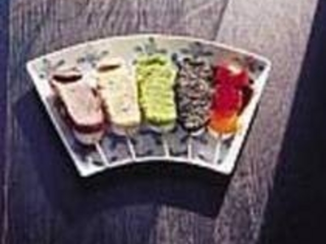 だんごは、うるち米の上新粉を使用している_つつみ屋