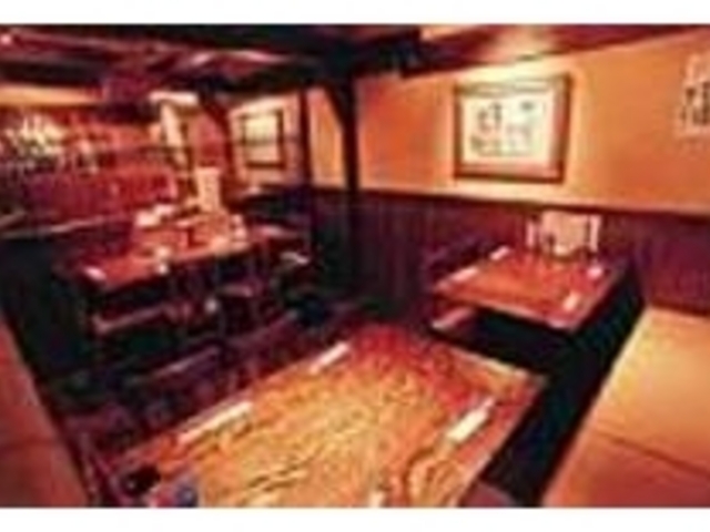 店内は民芸調で落ちつける雰囲気だ_野らぼー 鎌倉橋店