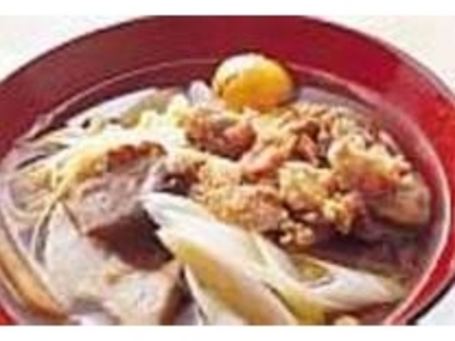 見た目よりあっさり、『地鶏汁』(630円)_割烹 舟唄