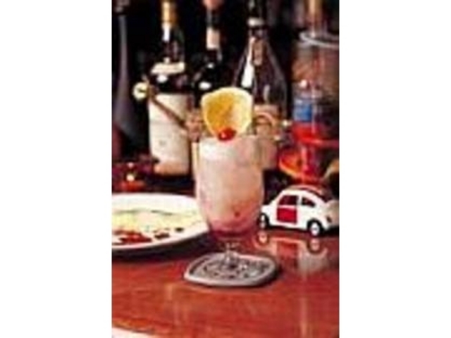 『スペシャルウィーク』840円とオムレツ_Bar Maverick