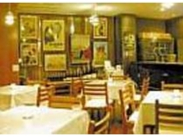 ギャラリー感覚でのんびり過ごせる店内_Le ciel