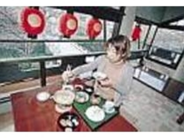 テラスはガラス張りなので寒くない!_寿司割烹 なにわ
