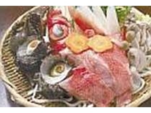 新鮮な金目鯛はハッとする程美しい赤色_潮恋亭