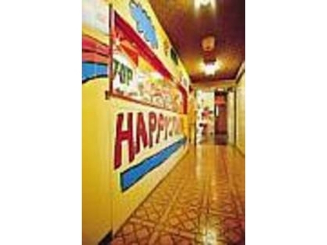 元厨房の「HAPPY JUNK」_さくらアパートメント