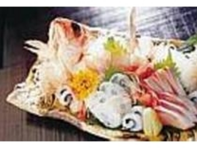 今にも飛び跳ねそうな『刺身盛合せ』_越中膳所 海の神 山の神